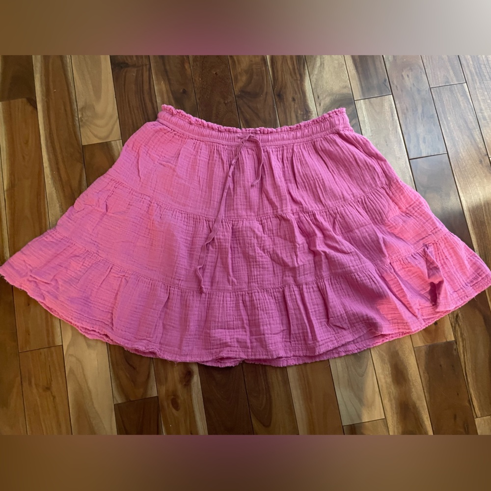 arie skirt